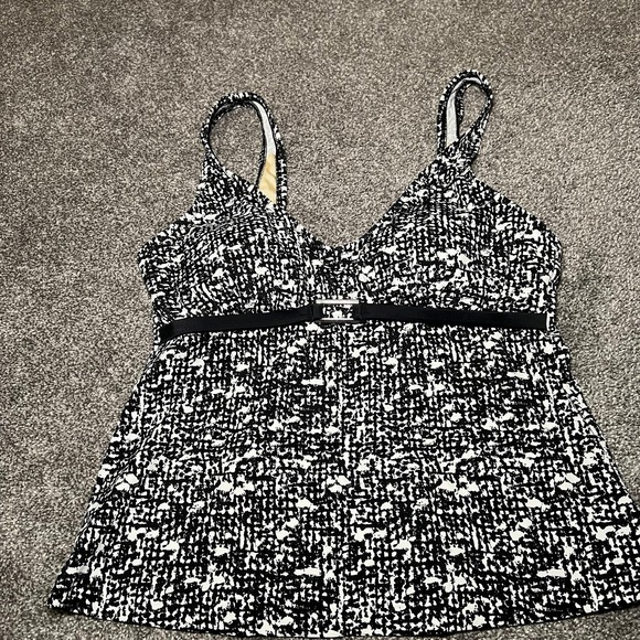 Maxine of Hollywood Other - Maxine of Hollywood Black & White Abstract Print Tankini Top Women's Size 12 Y2K